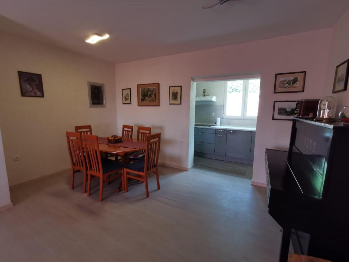 Apartment Nera Omiš Eksteriør billede
